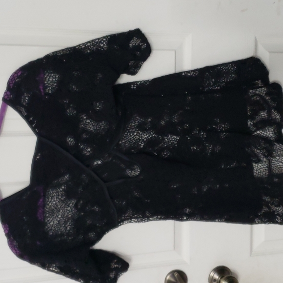 Blouse - Picture 2 of 4